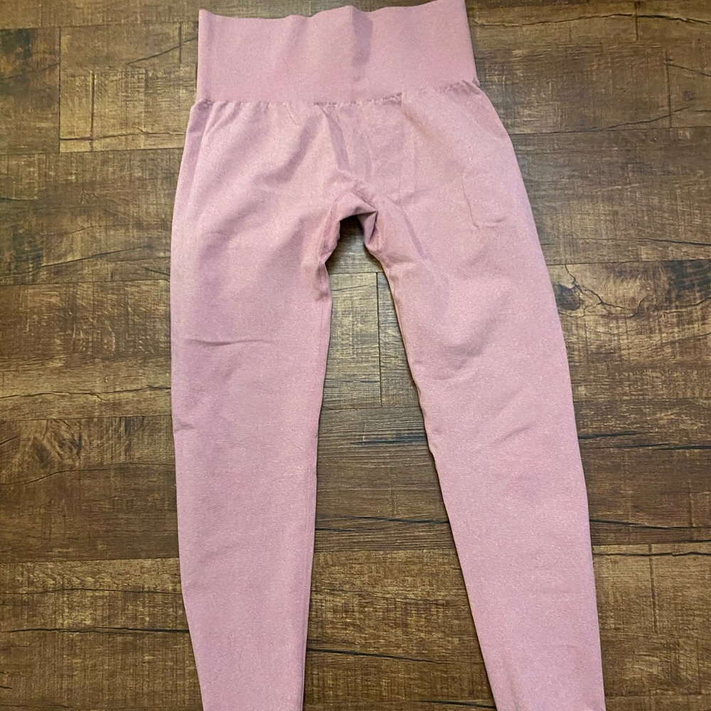 NVGTN training leggings